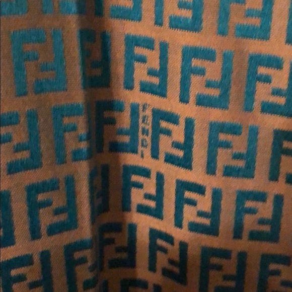 Fendi pants - Picture 2 of 6